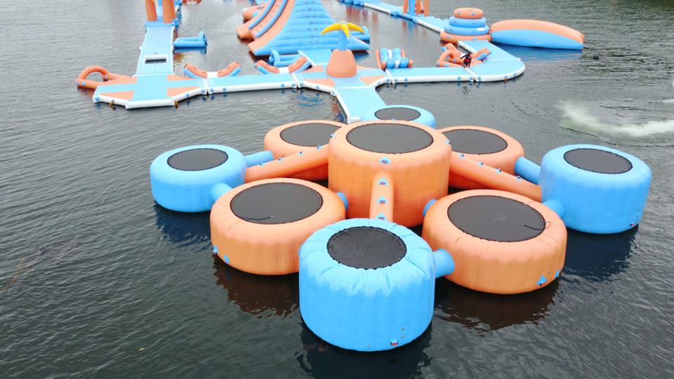 Wake Island Water Park Floating Inflatable Obstacle Course For Sea BARRYFW11