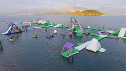  Splash Island Water Park Challenge Outdoor Floating Water Park BARRYFW14