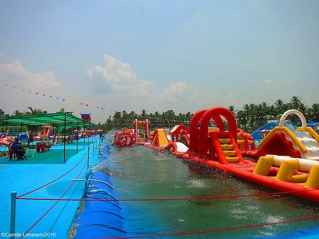 Large Floating Inflatable Water Park For Adults And Kids BARRYFW25