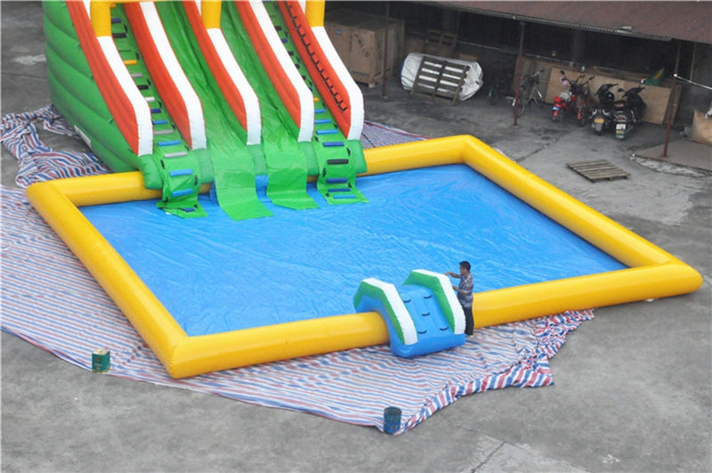 Ultraman Waterslide Inflatable Water Park BARRYLWP01